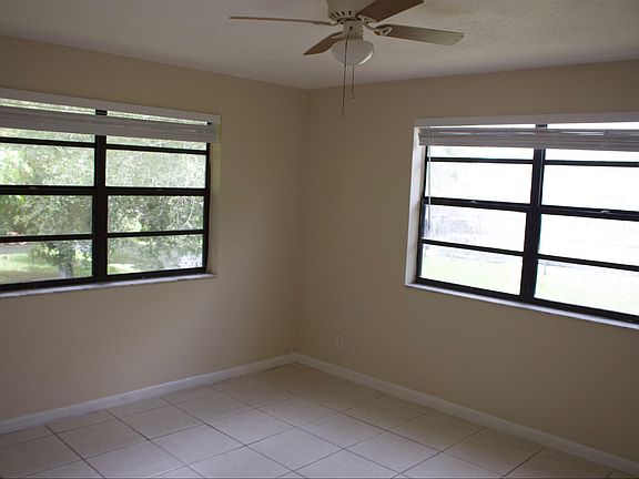 5th image of 10851 NW 45th St #10857