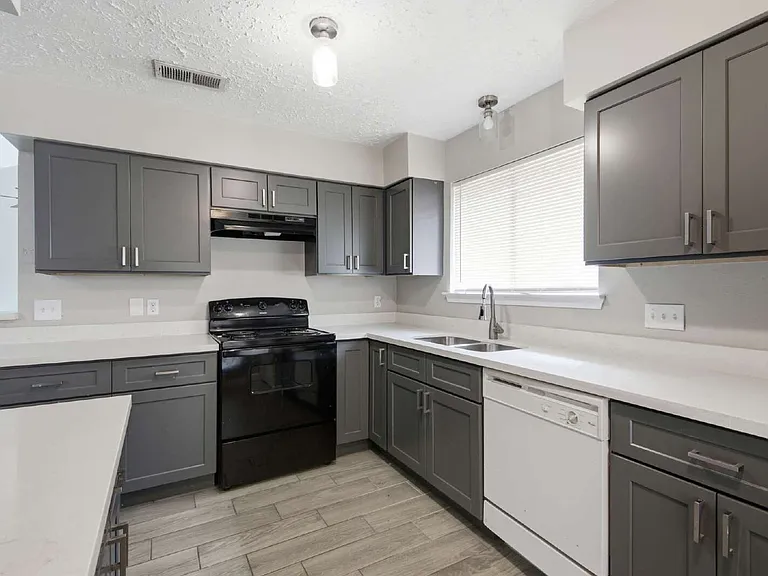 3611 Macon Place Ct — Photo 11