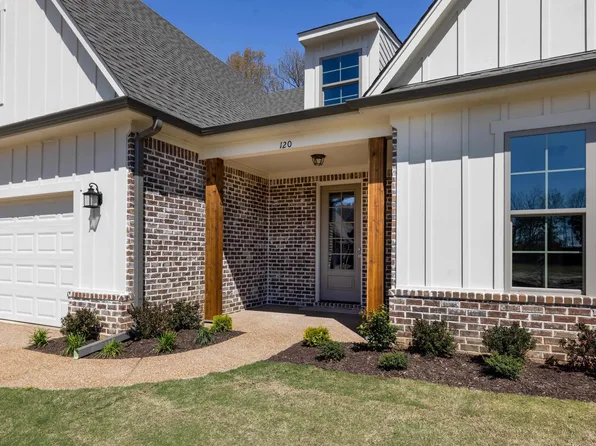 120 Valleyview Ln, Oakland, TN 38060