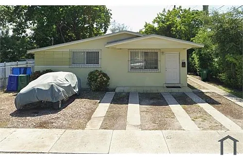 4520 NW 13th Ave Photo 1