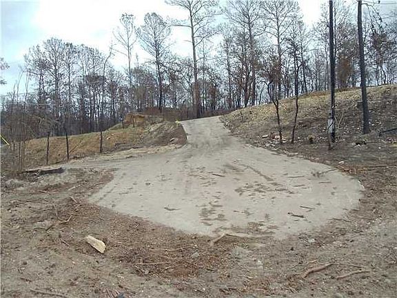 2nd image of 122 Manawianui Dr
