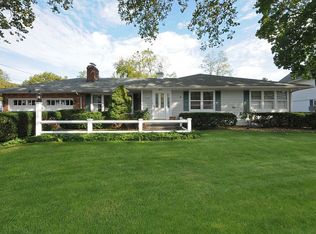 105 Godfrey Ave, Bayville, NY 11709