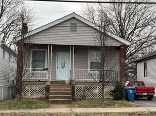 302 W Ripa Ave, Saint Louis, MO 63125