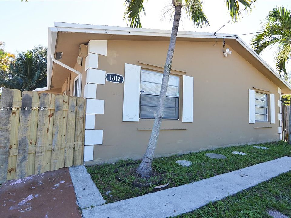 1st image of 1818 SW 22nd St Unit 3