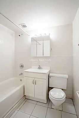 Rented by Mirador Real Estate | media 15