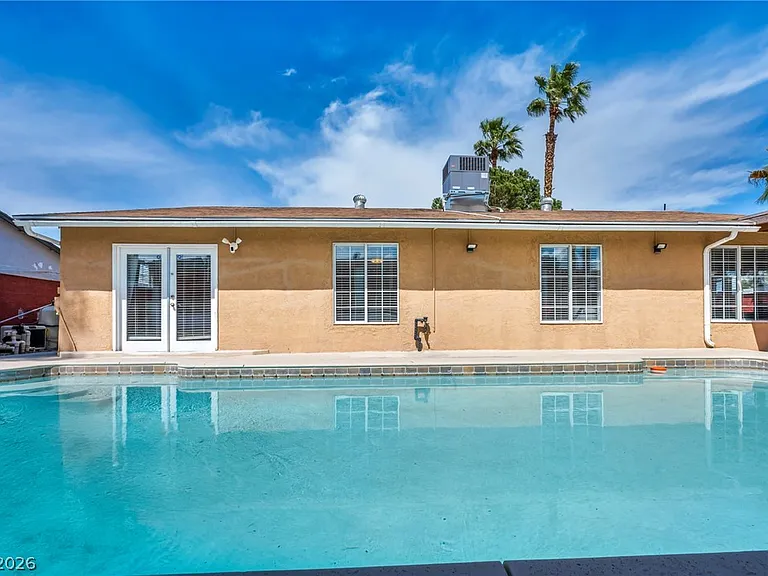 2269 McCoig Ave — Photo 48