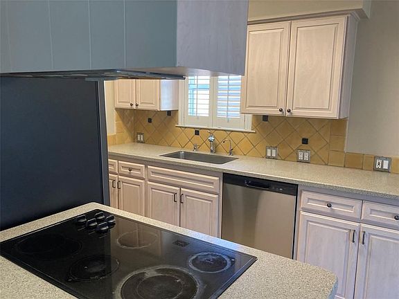 2nd image of 9250 Rockhurst Dr