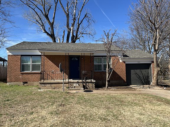 2nd image of 2317 Doris Ave