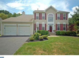 5 Eastwood Dr, East Windsor, NJ 08520