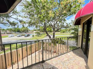 3680 Village Dr UNIT D, Delray Beach, FL 33445