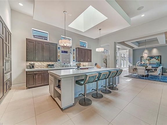 5th image of 28574 La Caille Dr