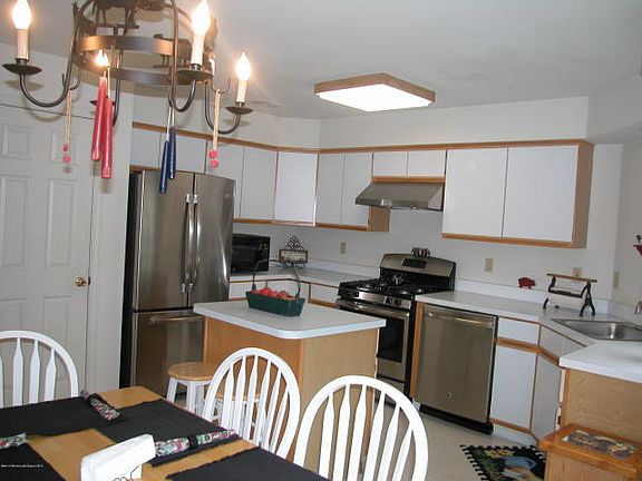 3rd image of 125 Orchid Ct #12H5