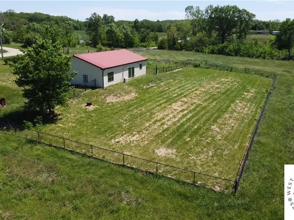 13960 NE County Road 11303 Rd, Urich, MO 64788