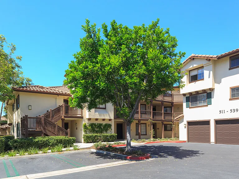 Rancho Mariposa Apartment Homes — Photo 9