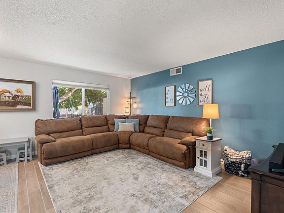 5th image of 12224 Palm Springs Ave NE