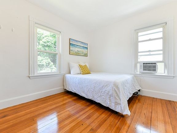 4th image of 23 Atherton St #23