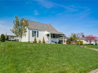 859 E Lynnwood St, Allentown, PA 18103