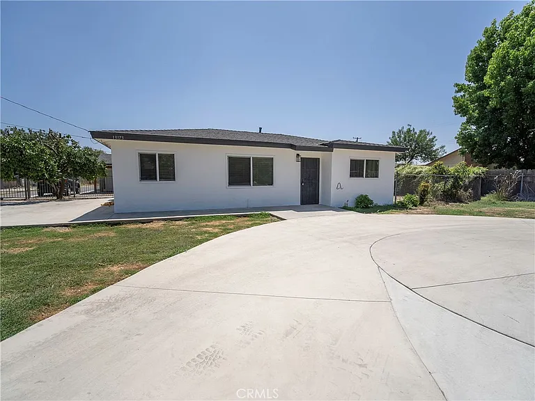 13173 McKinley Ave #FRONT HOUSE — Photo 3