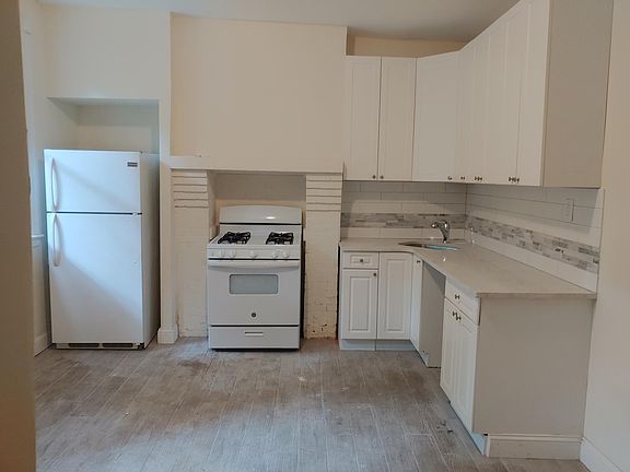 2nd image of 38 N 6th St Floor 1