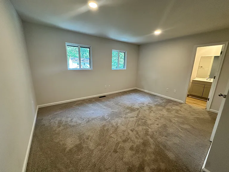 125 Windsor Pines Way #B — Photo 13