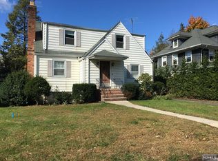 86 N Walnut St FLOOR 2, Ridgewood, NJ 07450