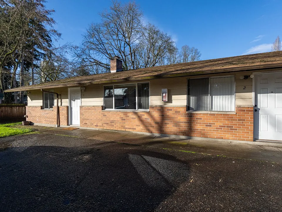 14424 & 14428 Washington Ave SW