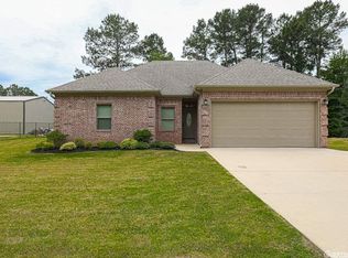2505 W Robinhood Dr, Bryant, AR 72022