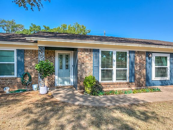 5th image of 3101 Bluebonnet Ln