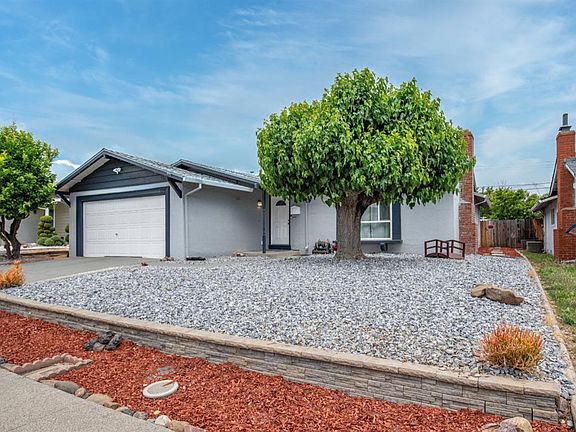 4th image of 124 Manzanita Drive