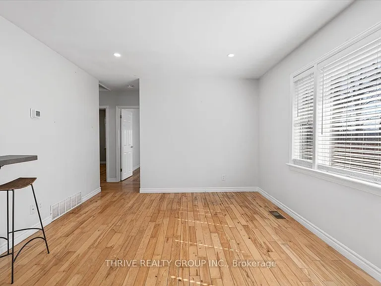 250 Greenwood Ave — Photo 12