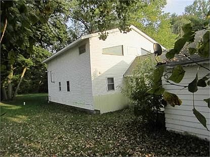 2nd image of 51190 Maplewood Dr