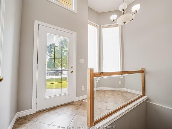 3rd image of 4231 Whiskey Ave