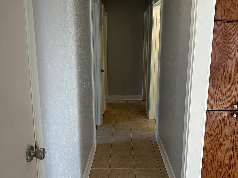 2109 Cedarcrest Dr — Photo 9