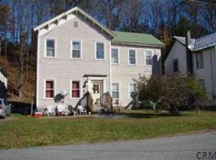 15 Wall St, Lake Luzerne, NY 12846