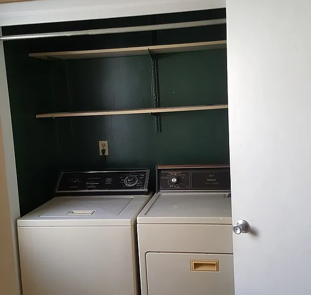 122 N Sedgwick St — Photo 7