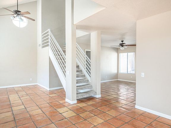 4th image of 3902 E Park Ave