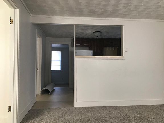 3rd image of 13865 E Highway 20