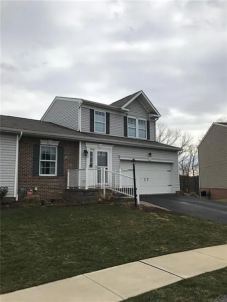 212 Cherry Bark Dr photo 1
