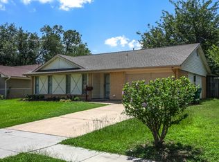 636 Idlewilde Dr, Lewisville, TX 75067