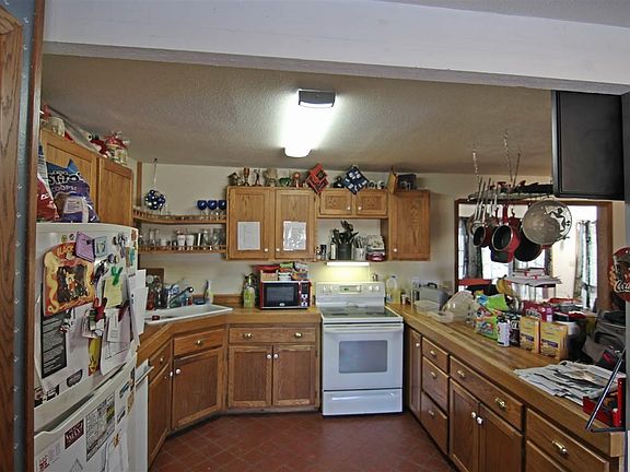 3rd image of 125 McKenna Dr