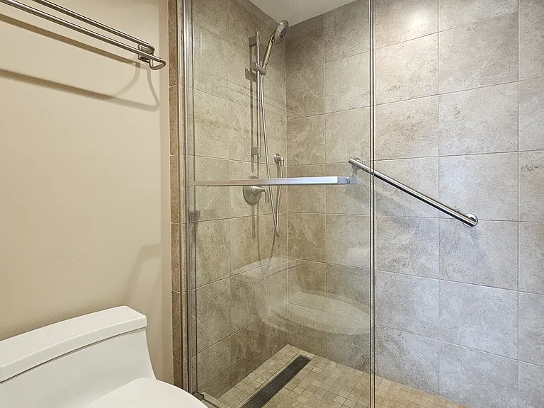 2101 Nuuanu Ave #I1204 — Photo 18