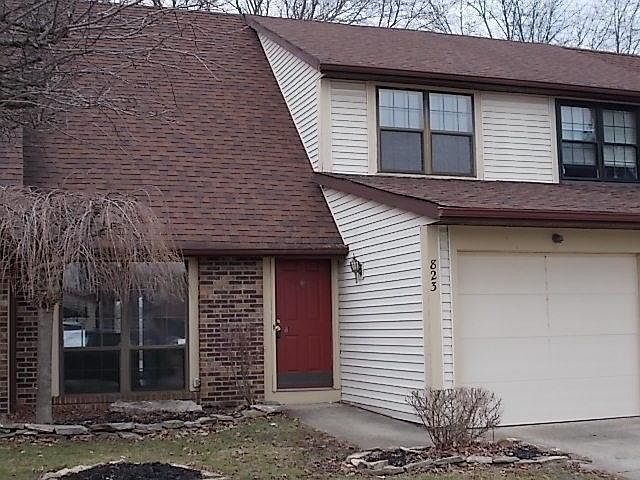 1st image of 823 Applewood Ln