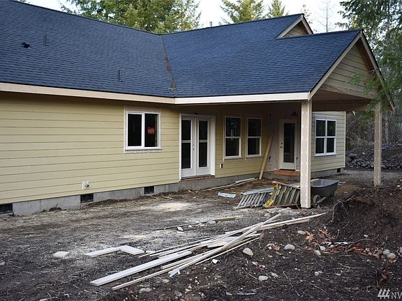 4th image of 14035 Rainier View Ln SE