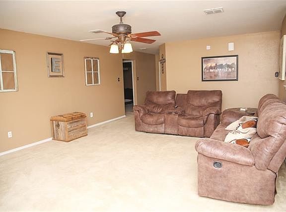2nd image of 2753 Ingram Cir