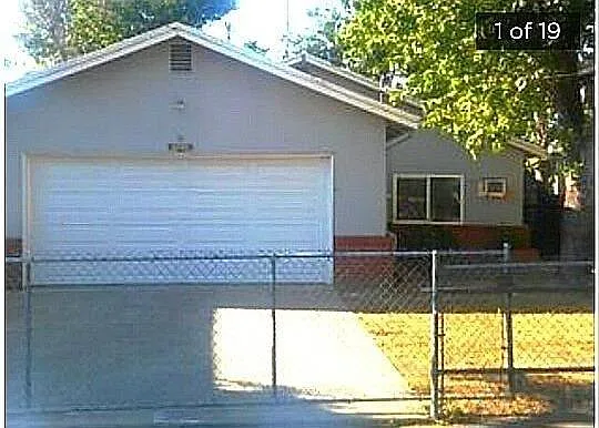 727 E Fremont St photo 1