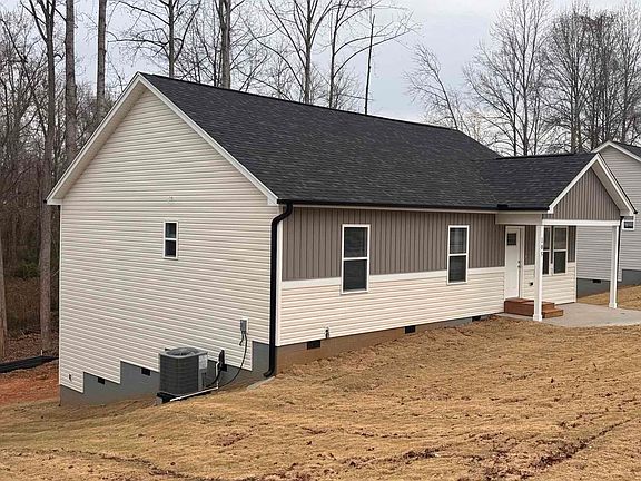 2nd image of 105 Everest Dr