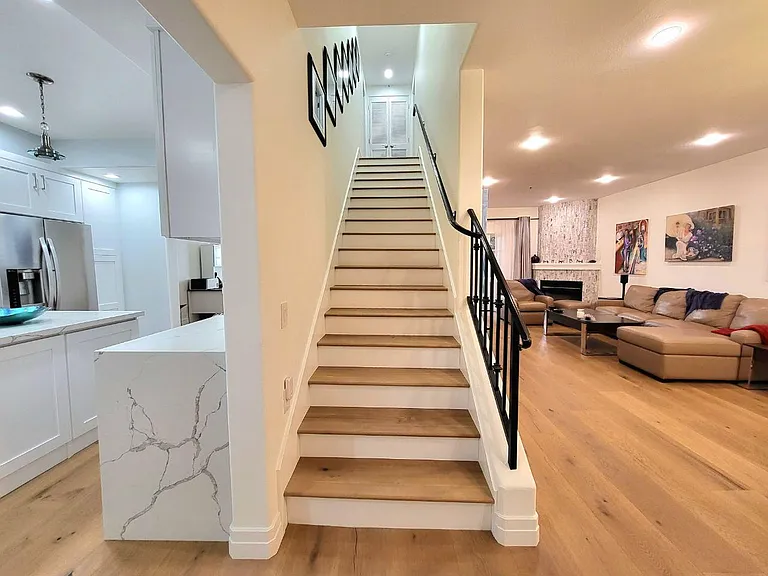 851 N San Vicente Blvd #117 — Photo 18