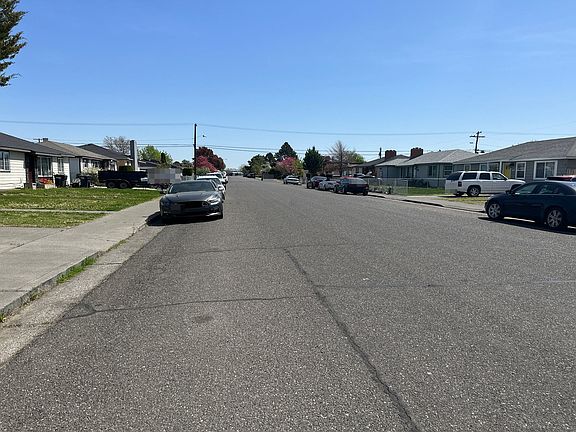 4th image of 1823 W Octave St