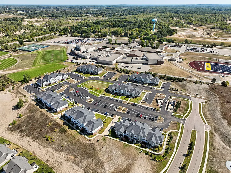 Abbey Ridge Apartment Homes — Photo 35