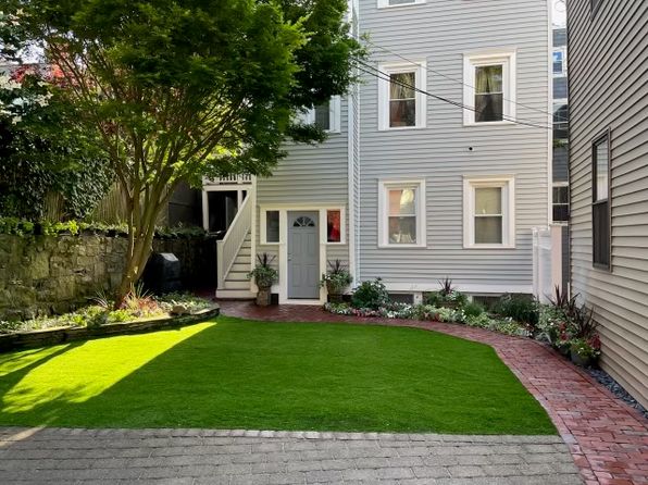 2 1/2 Mount Vernon St #B